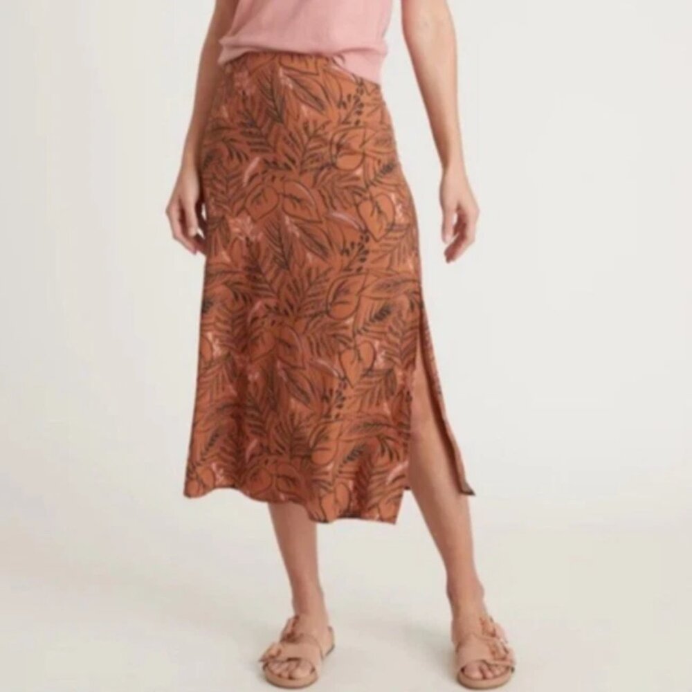 Marine Layer Leaf Print Midi Skirt in Rust and Black